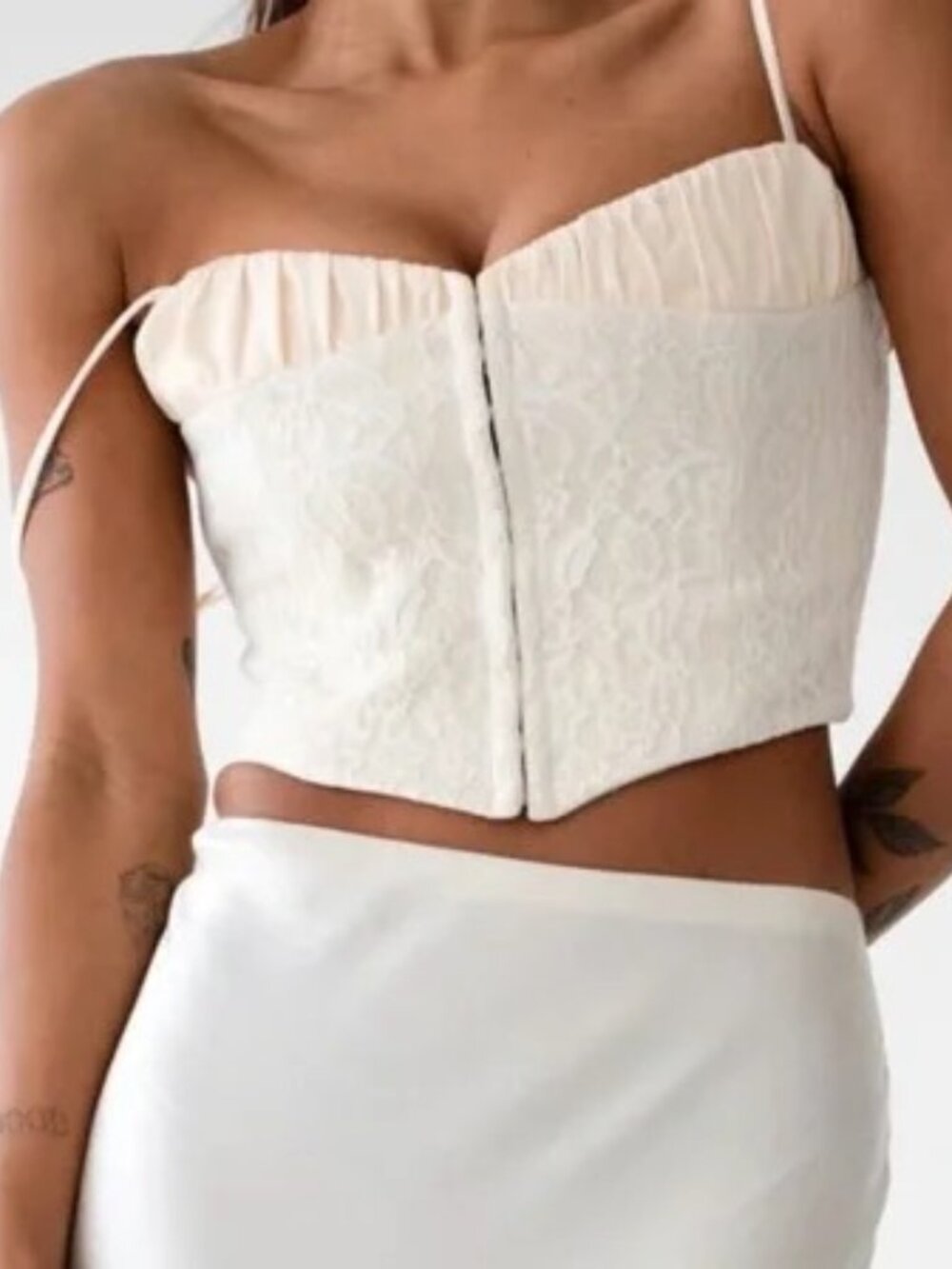 Rumored Versailles Corset Top in White Lace and Ivory size 10 M Retro Glam